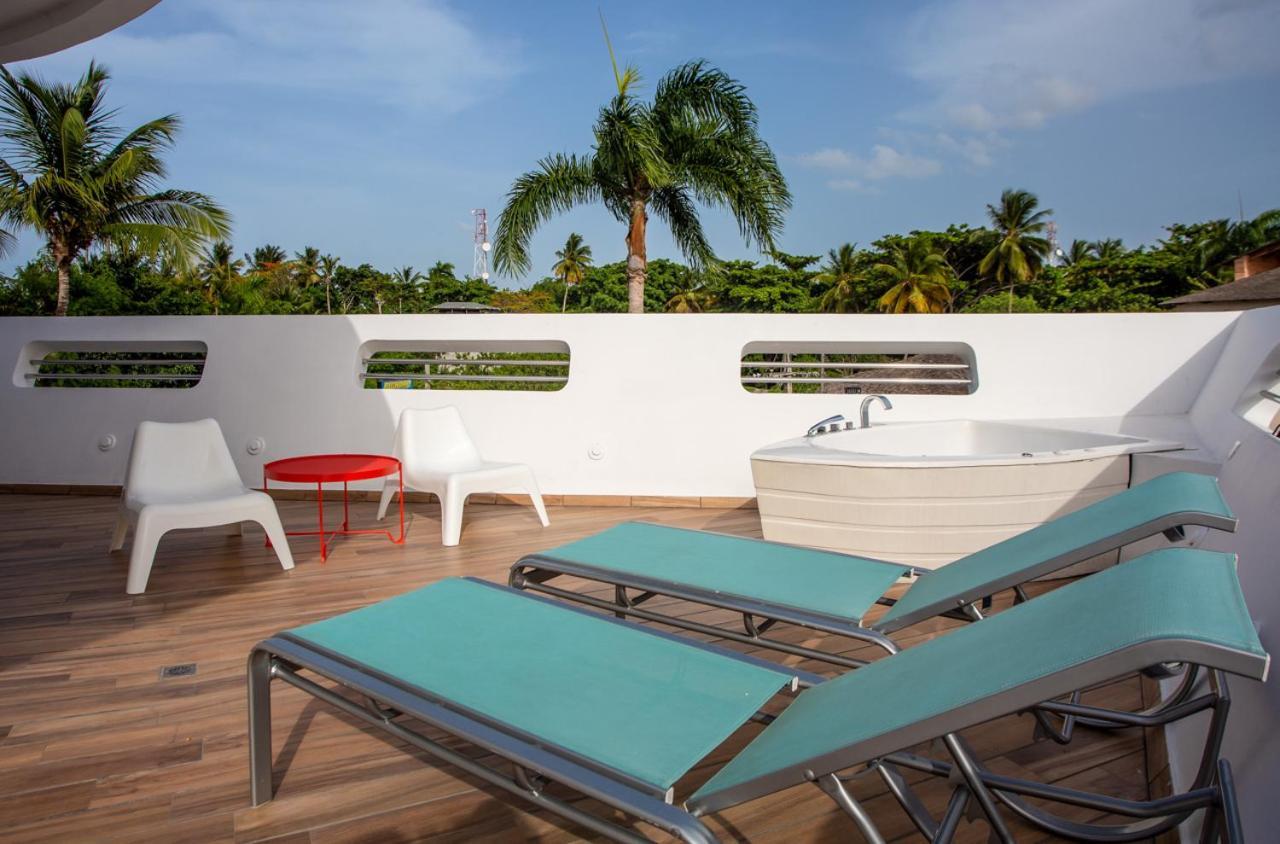 Puerto Plaza Las Terrenas Exterior photo