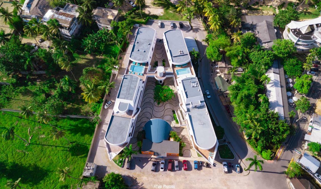 Puerto Plaza Las Terrenas Exterior photo